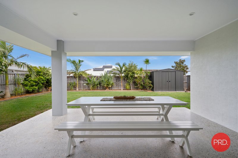 Photo - 16 Watergum Close, Sapphire Beach NSW 2450 - Image 14