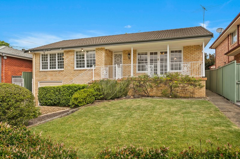 16 Waterside Parade, Peakhurst Heights NSW 2210