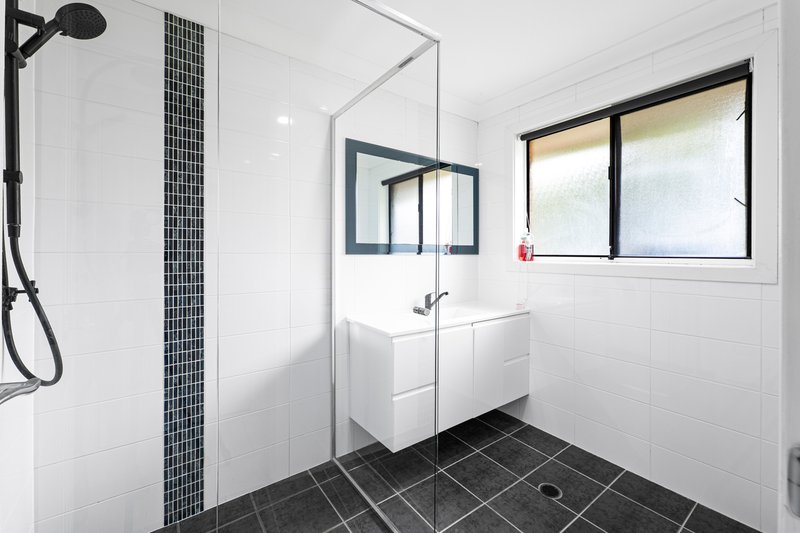 Photo - 16 Wellard Close, Medowie NSW 2318 - Image 12