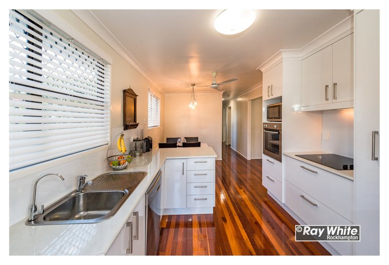 Photo - 16 Wentworth Terrace, The Range QLD 4700 - Image 15