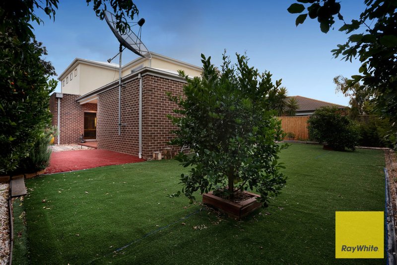 Photo - 16 West Cornhill Way, Point Cook VIC 3030 - Image 14