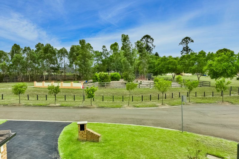 Photo - 16 Wheat Place, Horningsea Park NSW 2171 - Image 12