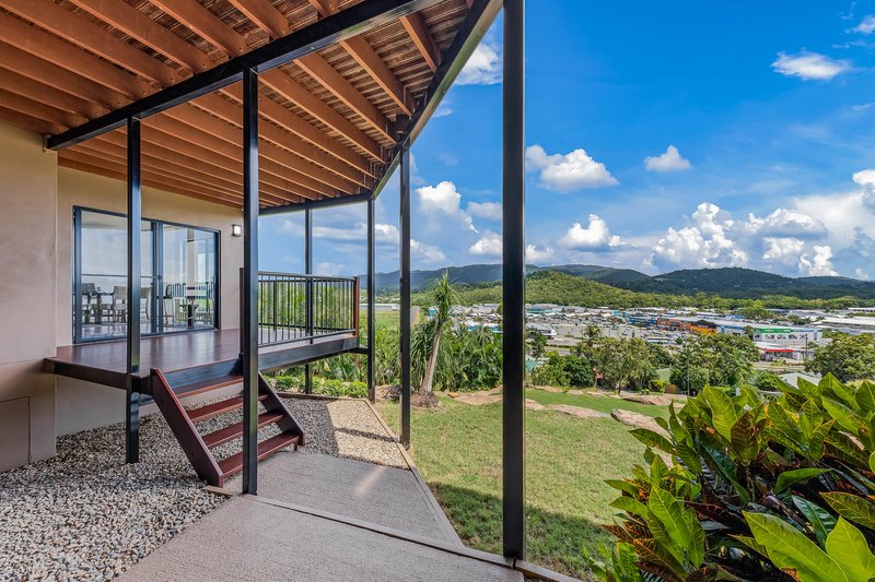 Photo - 16 Whitehaven Crescent, Cannonvale QLD 4802 - Image 19