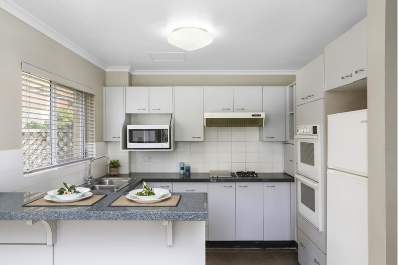 Photo - 1/6 Whiting Avenue, Terrigal NSW 2260 - Image 6