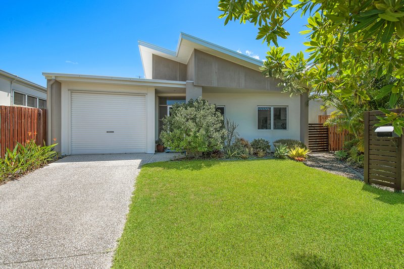 16 Whitsunday Street , Kawana Island QLD 4575