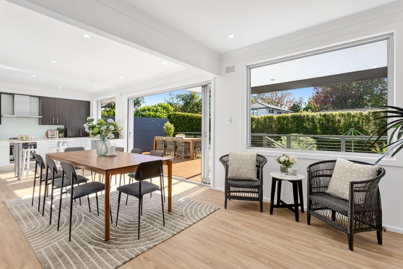 Photo - 16 Wilde Avenue, Killarney Heights NSW 2087 - Image 5