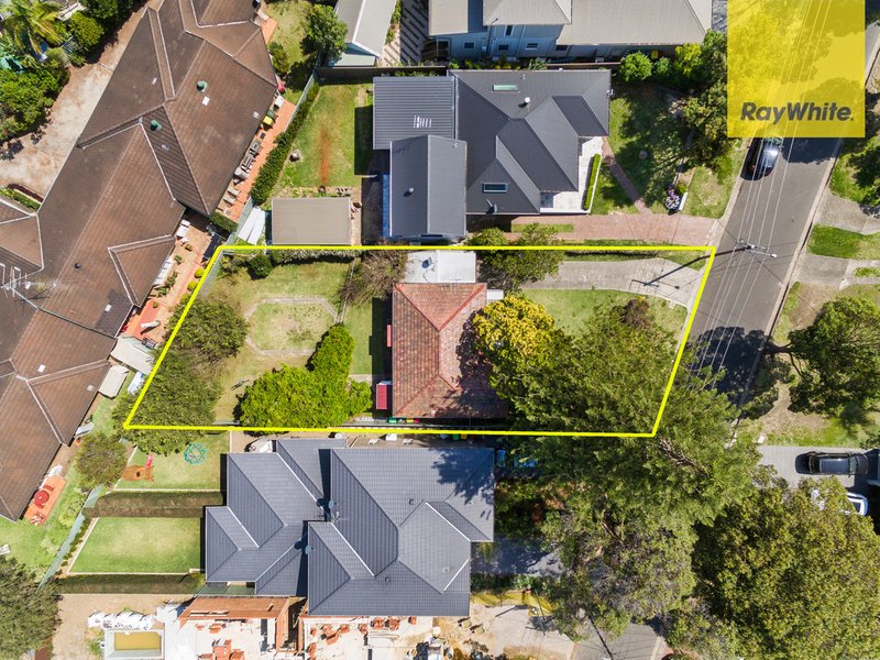 16 Wilga Road, Caringbah South NSW 2229