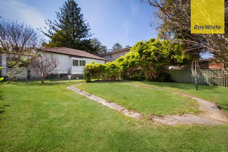 Photo - 16 Wilga Road, Caringbah South NSW 2229 - Image 7