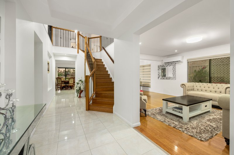 Photo - 16 William Close, Doolandella QLD 4077 - Image 3