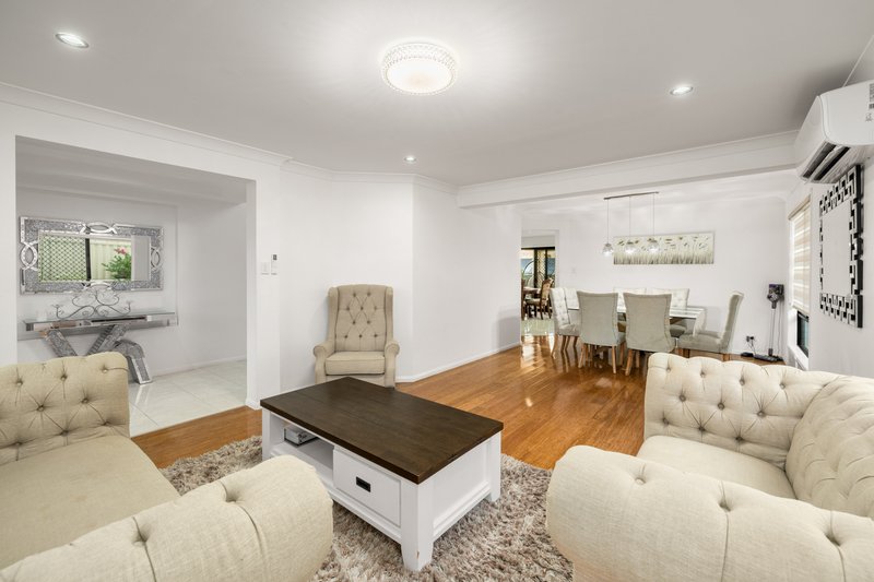 Photo - 16 William Close, Doolandella QLD 4077 - Image 4