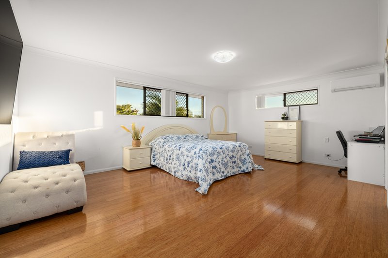 Photo - 16 William Close, Doolandella QLD 4077 - Image 13