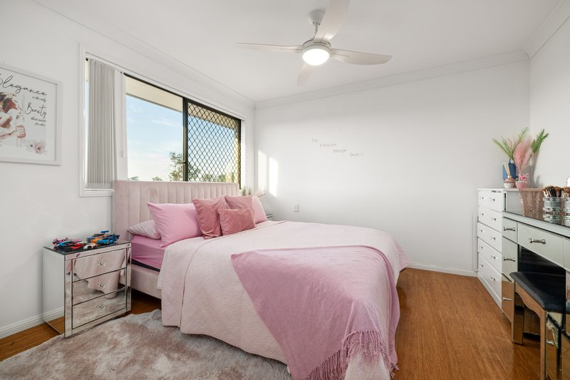 Photo - 16 William Close, Doolandella QLD 4077 - Image 16