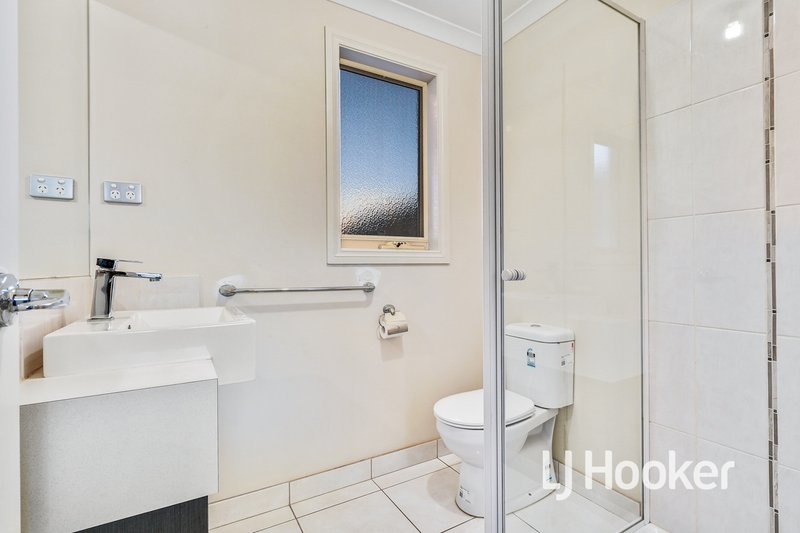 Photo - 16 Willowtree Drive, Pakenham VIC 3810 - Image 12