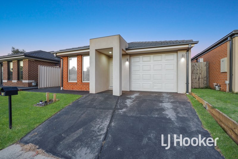 Photo - 16 Willowtree Drive, Pakenham VIC 3810 - Image 15