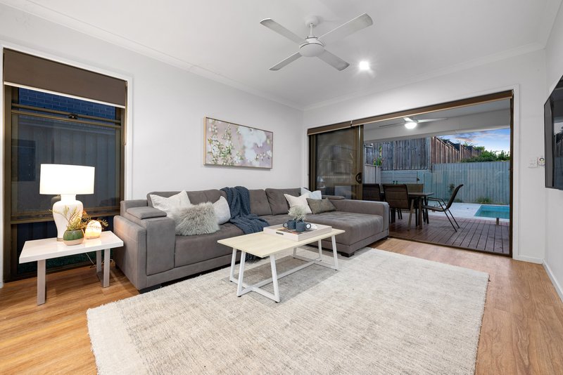 Photo - 16 Windsor Drive, Upper Kedron QLD 4055 - Image 7