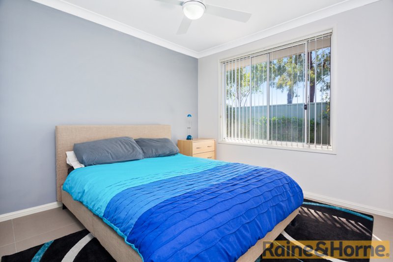 Photo - 16 Wittama Drive, Glenmore Park NSW 2745 - Image 8