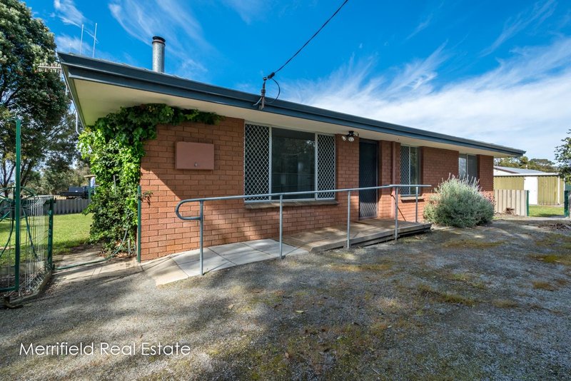Photo - 16 Wolfe Road, Gledhow WA 6330 - Image 1
