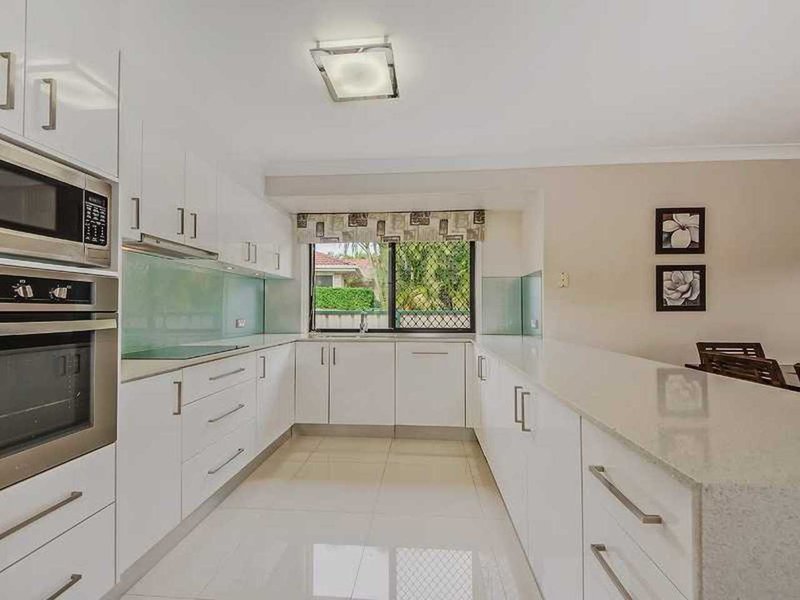 Photo - 16 Wollemi Court, Reedy Creek QLD 4227 - Image 5