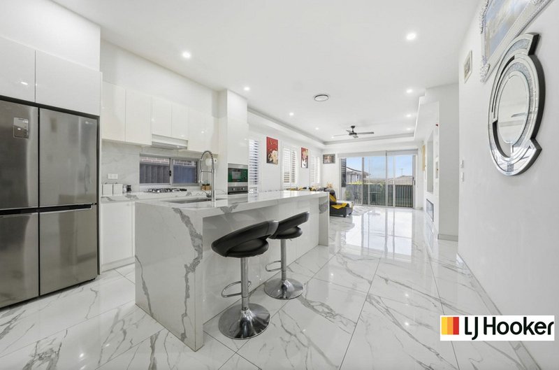 Photo - 16 Womerah Street (Grantham Farm) , Riverstone NSW 2765 - Image 3