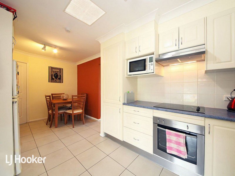 Photo - 16 Wood Court, Kallangur QLD 4503 - Image 3