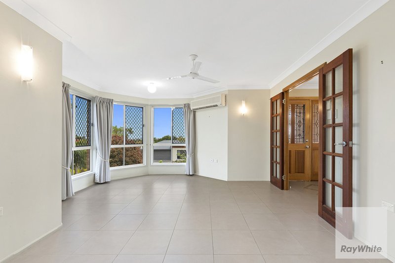 Photo - 16 Woodford Way, Norman Gardens QLD 4701 - Image 2