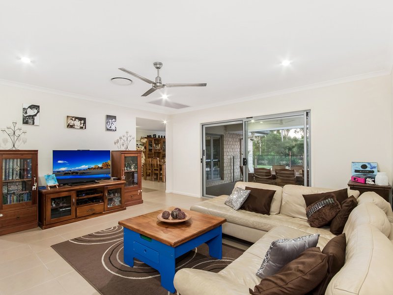 Photo - 16 Woodland Avenue, Mount Nathan QLD 4211 - Image 7