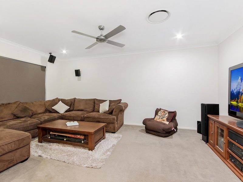 Photo - 16 Woodland Avenue, Mount Nathan QLD 4211 - Image 8