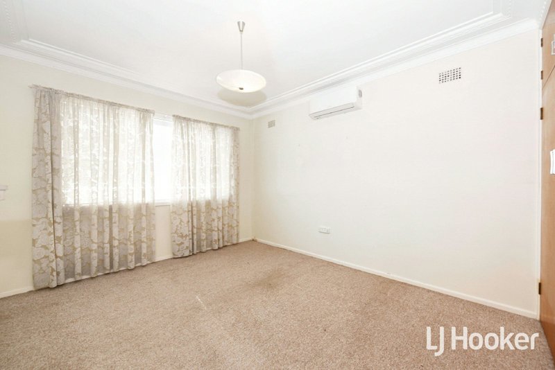 Photo - 16 Woodland Road, Chester Hill NSW 2162 - Image 6