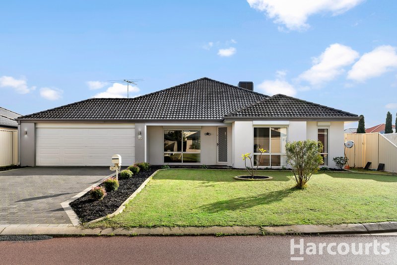 16 Woorabinda Rise, Lakelands WA 6180