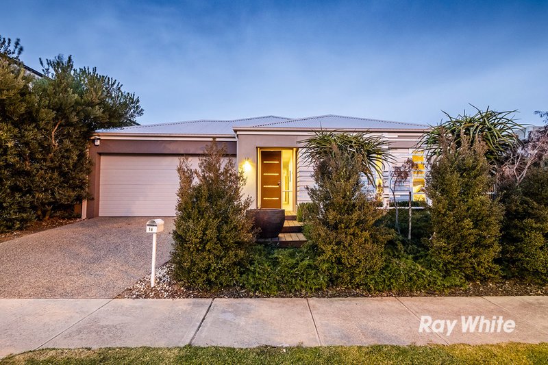 16 Worthington Blvd , Pakenham VIC 3810