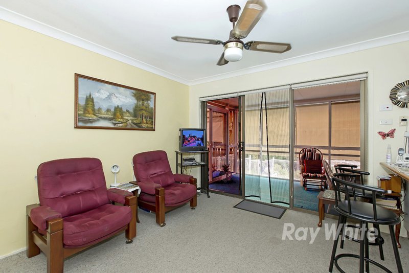 Photo - 16 Wyera Crescent, Carey Bay NSW 2283 - Image 5