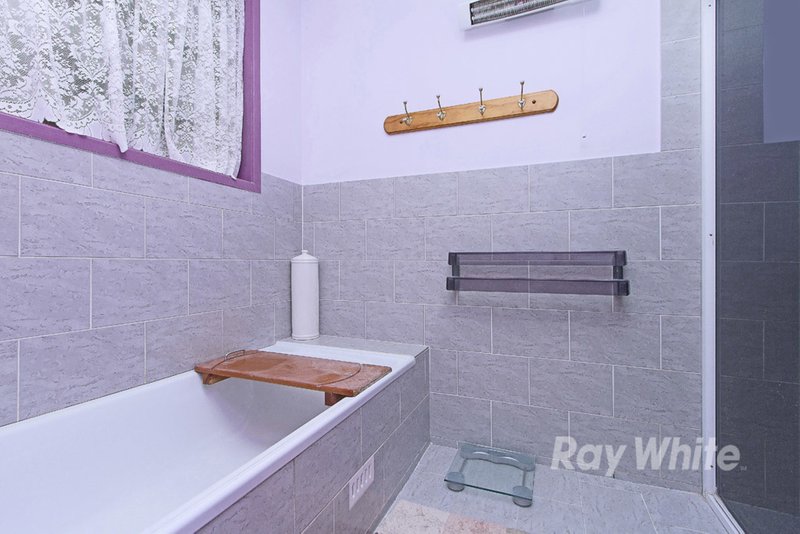 Photo - 16 Wyera Crescent, Carey Bay NSW 2283 - Image 7