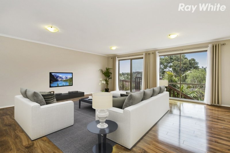 Photo - 16 Yellow Gum Drive, Pakenham VIC 3810 - Image 5