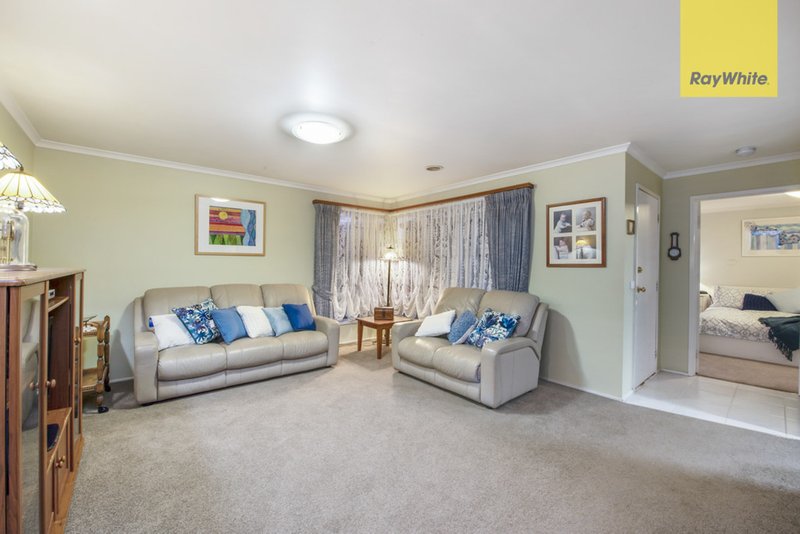 Photo - 16 Yiota Place, Sydenham VIC 3037 - Image 7