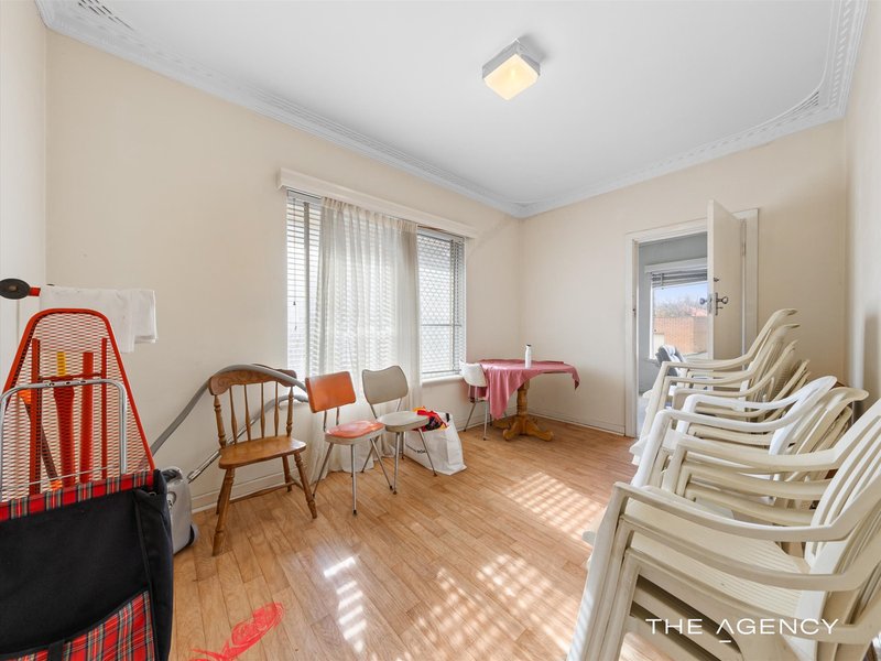 Photo - 16 Young Place, Hamilton Hill WA 6163 - Image 15