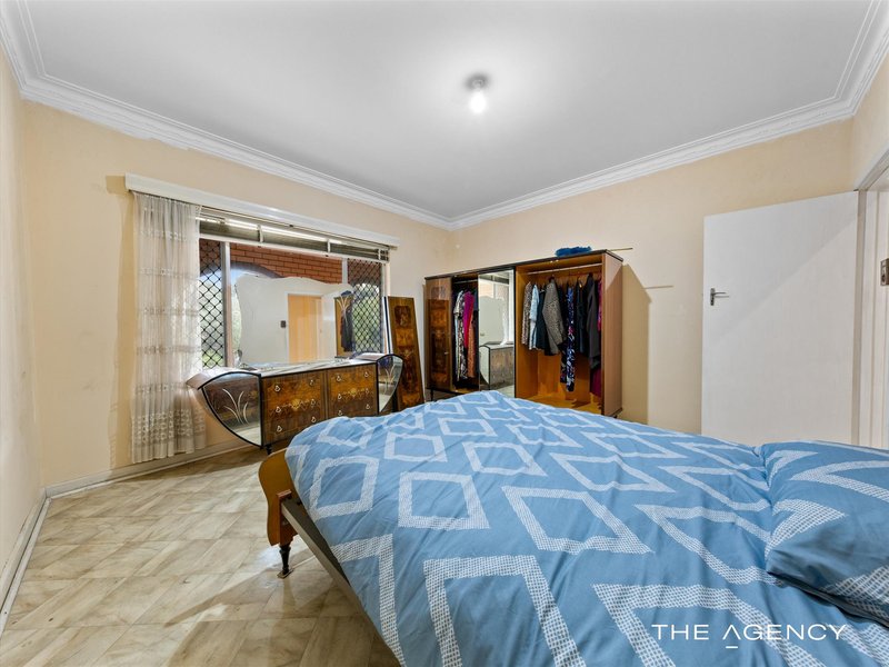 Photo - 16 Young Place, Hamilton Hill WA 6163 - Image 19
