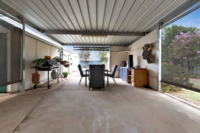 Photo - 160 Almond Avenue, Mildura VIC 3500 - Image 13