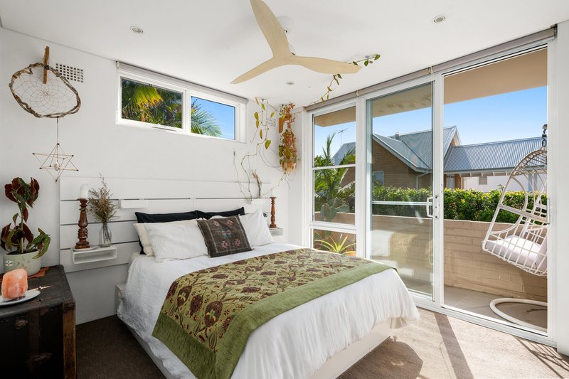 Photo - 1/60 Barrenjoey Road, Mona Vale NSW 2103 - Image 5