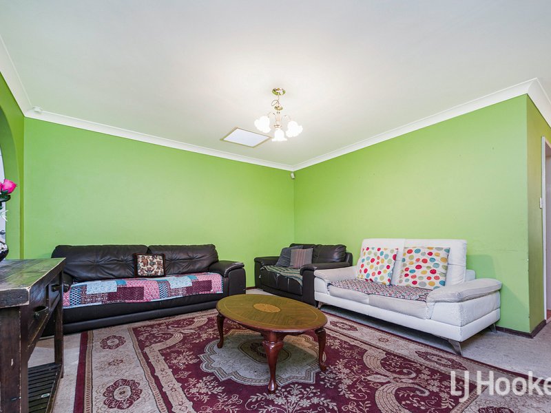 Photo - 160 Berehaven Avenue, Thornlie WA 6108 - Image 8