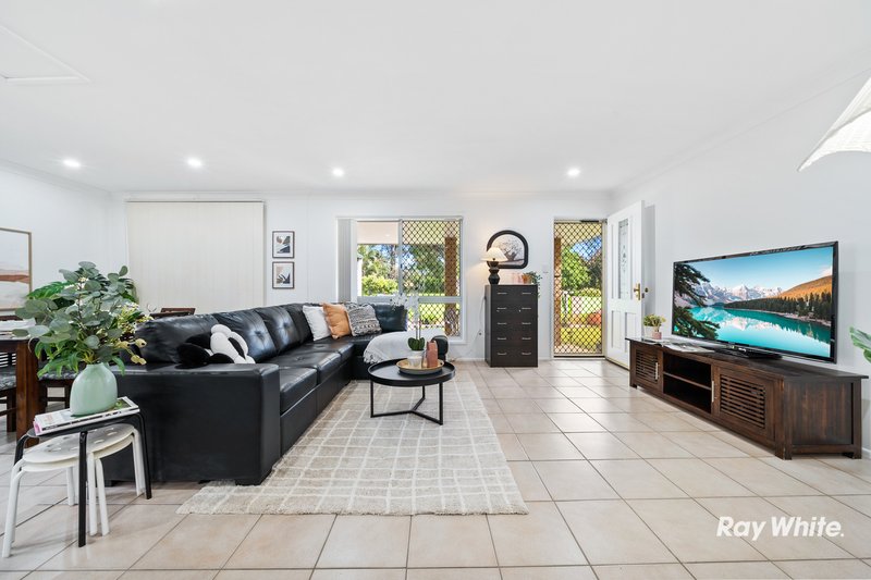 Photo - 160 Brandon Road, Runcorn QLD 4113 - Image 5