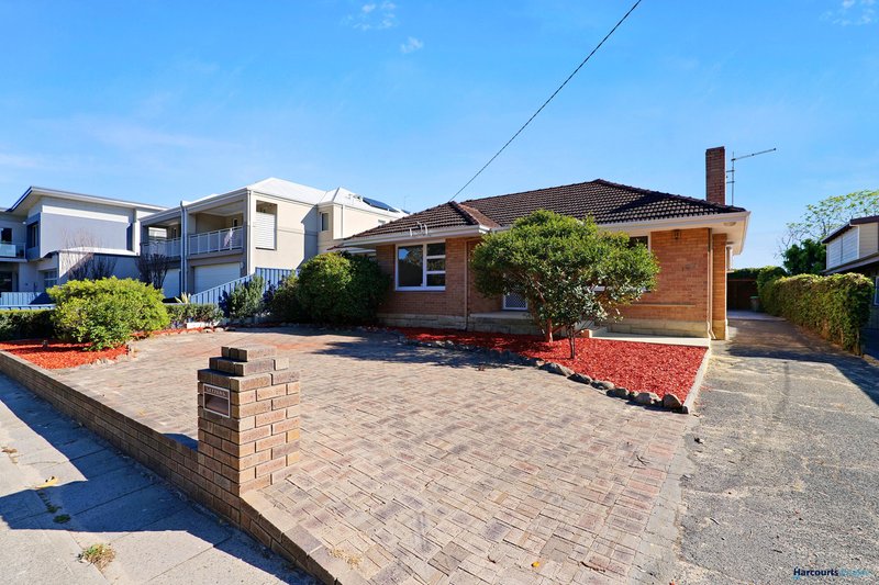 Photo - 160 Cobb Street, Doubleview WA 6018 - Image 17