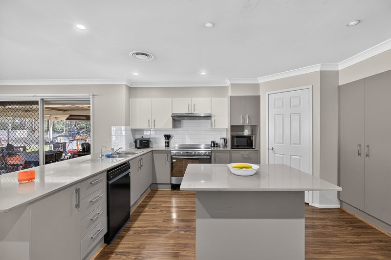 Photo - 160 East Wilchard Road, Castlereagh NSW 2749 - Image 12