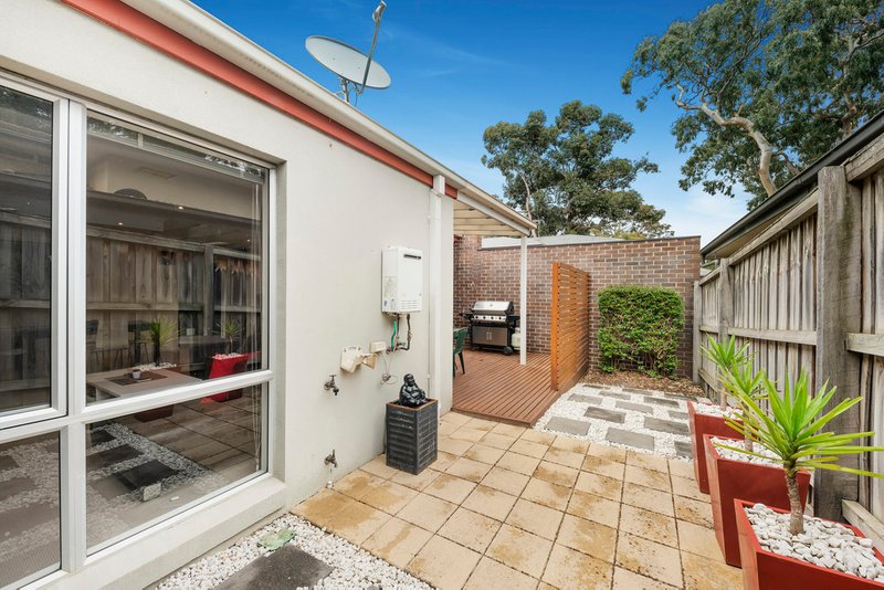 Photo - 160 Ernest Jones Drive, Macleod VIC 3085 - Image 10