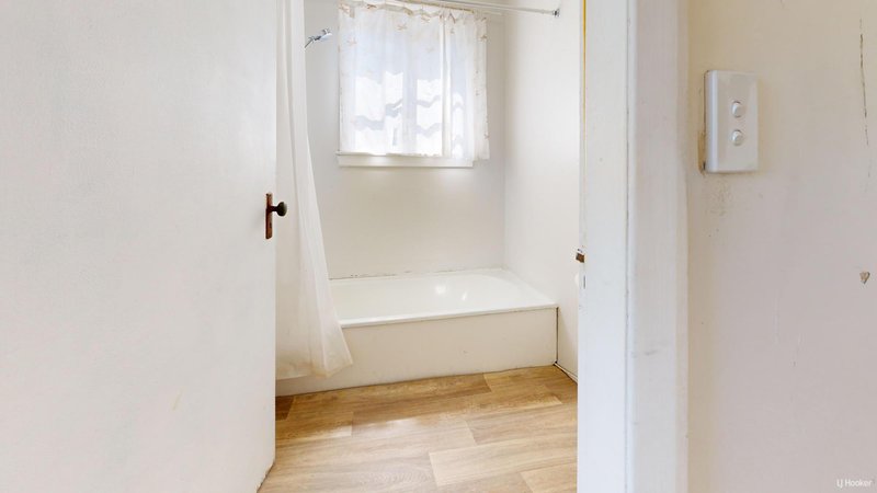 Photo - 160 Francis Street, West End QLD 4810 - Image 15