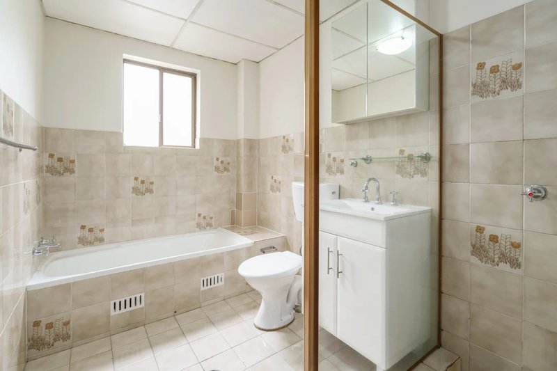 Photo - 1/60 Hampton Court Road, Carlton NSW 2218 - Image 6