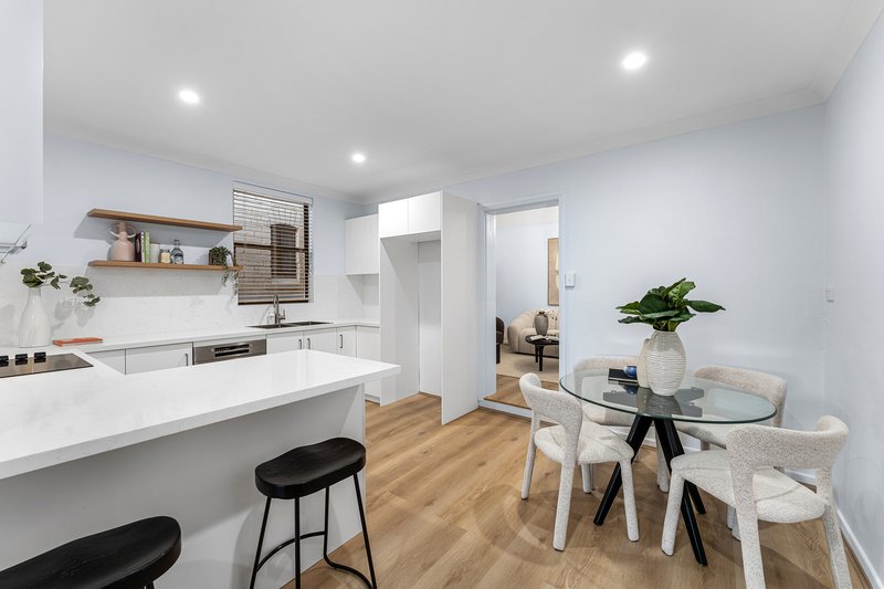 Photo - 160 Illawarra Road, Marrickville NSW 2204 - Image 5