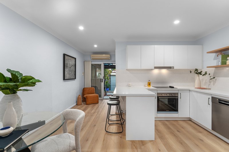 Photo - 160 Illawarra Road, Marrickville NSW 2204 - Image 7