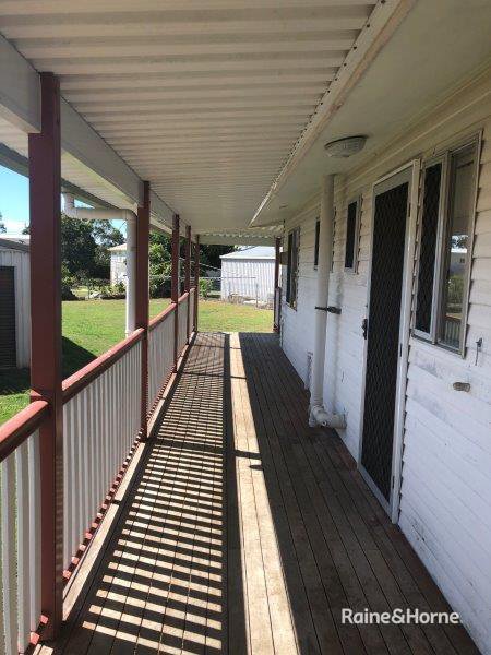 Photo - 160 Long Street, Point Vernon QLD 4655 - Image 11