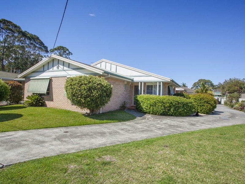 1/60 Old Bar Road, Old Bar NSW 2430