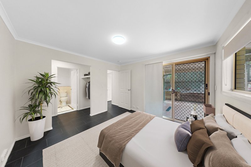 Photo - 1/60 Rialto Street, Coorparoo QLD 4151 - Image 6